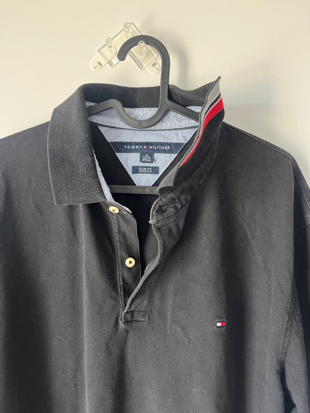 🔥CLEAROUT🔥3/$25🔥Tommy Hilfiger Black Slim Fit Polo | Men’s XL | Classic Logo